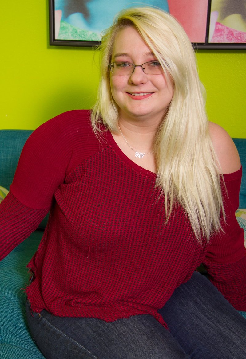 Марианна, 24